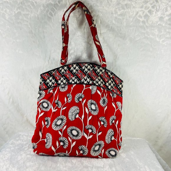 Vera Bradley Handbags - Vera Bradley Deco Daisy Print Large Handbag Red Black & White Tote Vintage print